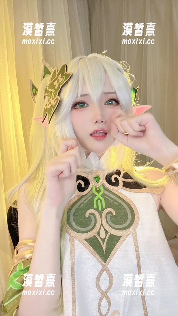 花兮_honoka 谁能想到花兮_honoka的私拍,居然在六叠间找到了这种宁静与美图的完美平衡?