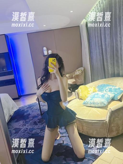 微密圈 - 葛征女王的图集：写真领域的神秘操控师