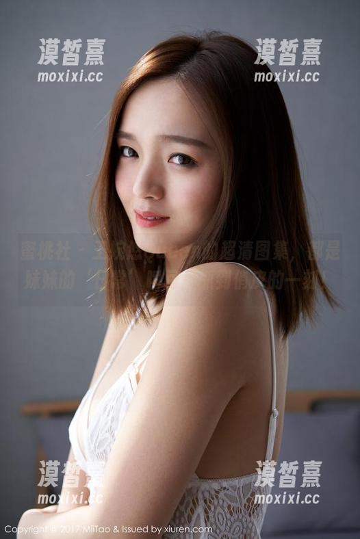 蜜桃社 - 王婉悠Queen的超清图集，都是妹妹的‘日常’瞬间，抓到俏皮的一刻！