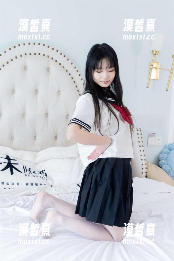 袜啵啵 - 甜甜圈校服花絮版图包：不藏私的校园日常精选！