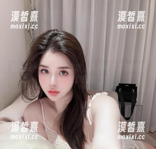 微密圈 - 阿色护士来袭，高清分享看她如何治愈你的心