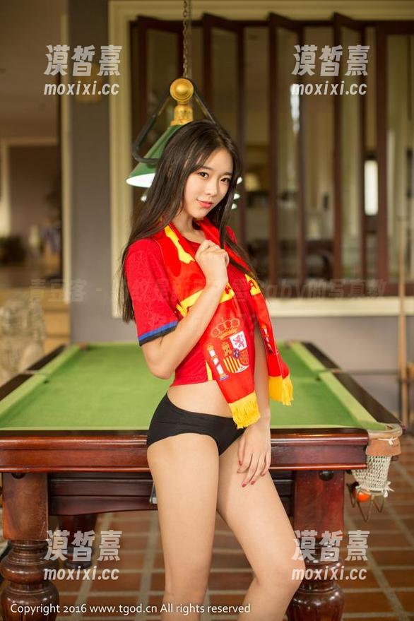 青豆客 - 豹纹是新黑？雪Baby的写真教你如何撩汉？