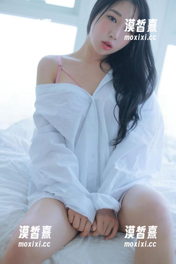 韩国CoCo秘书的写真秘籍，不花钱都能下载哦！
