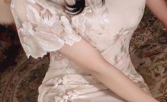 更新兔女郎套图，韶陌陌又带我们开启了一场不可思议的旅程！