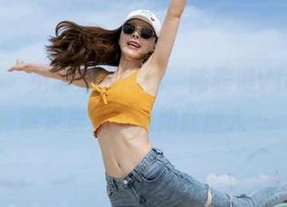 魅妍社 - 免费为你揭秘，陈雅漫VICKY的裸足居然可以如此撩人…
