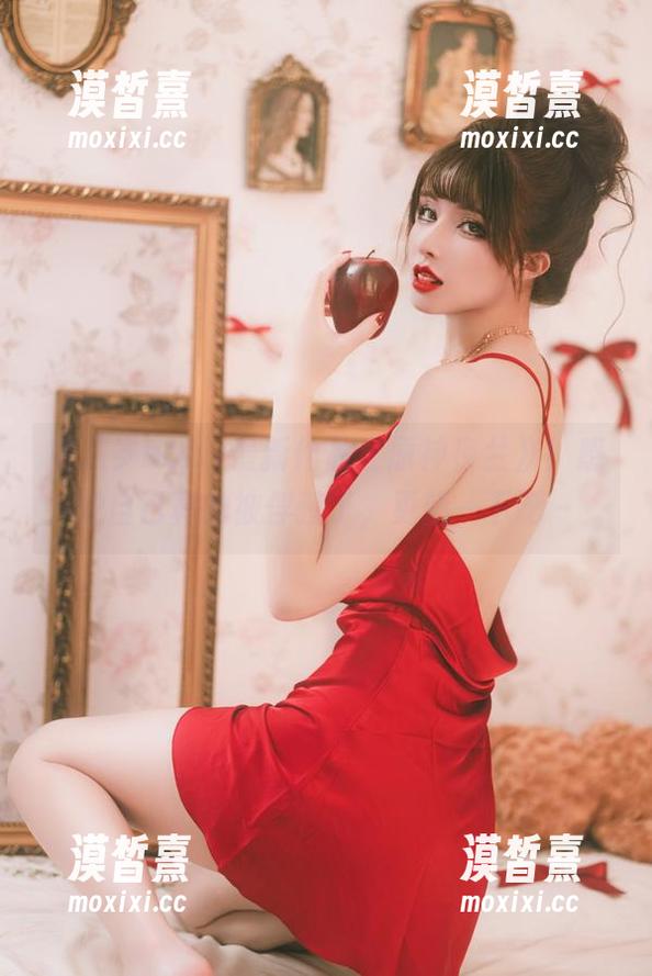 鹿八岁baby最新作品《原神夜兰》！感觉自己真的被俘获了，更新一下吧～